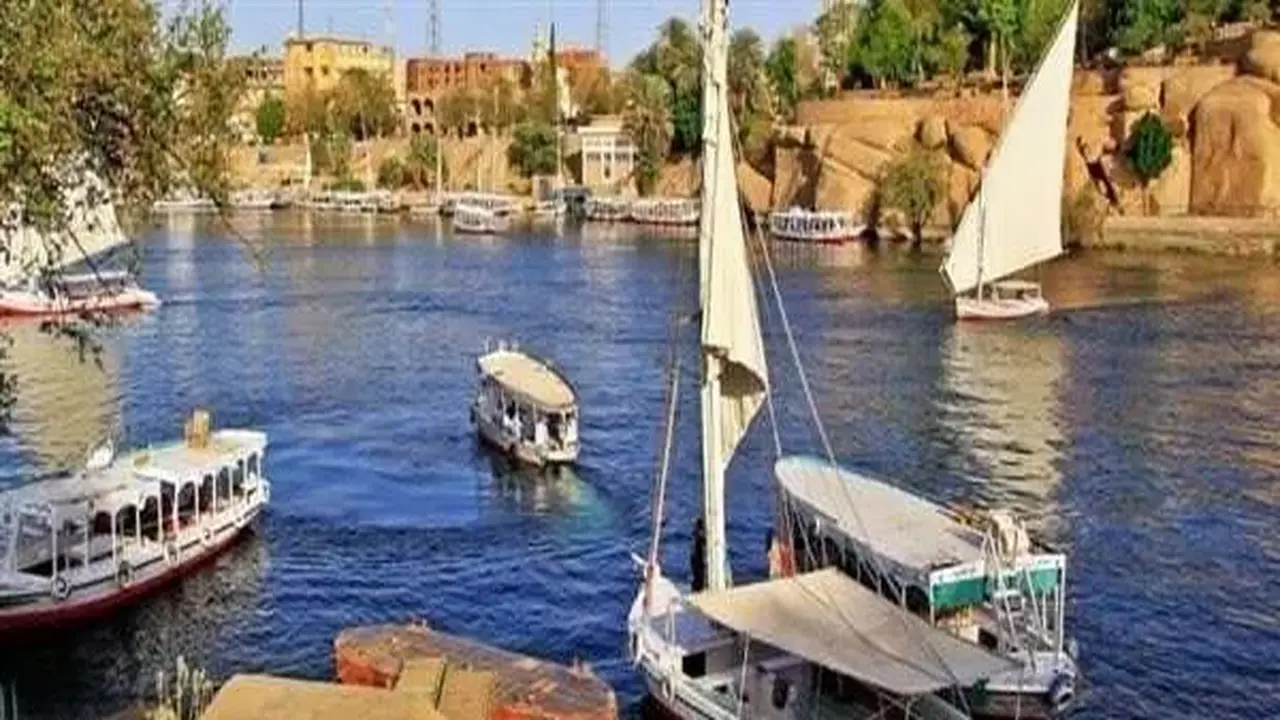 مصر تعزز استثماراتها في الرحلات النيلية والبحرية للسياح